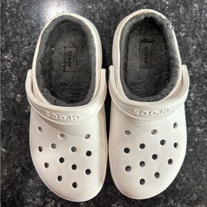 CROCS Women's White Fleece-Lined Clogs